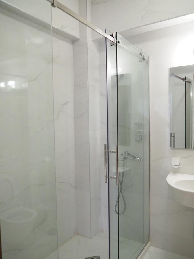 Urban Apartments Sutomore Esterno foto