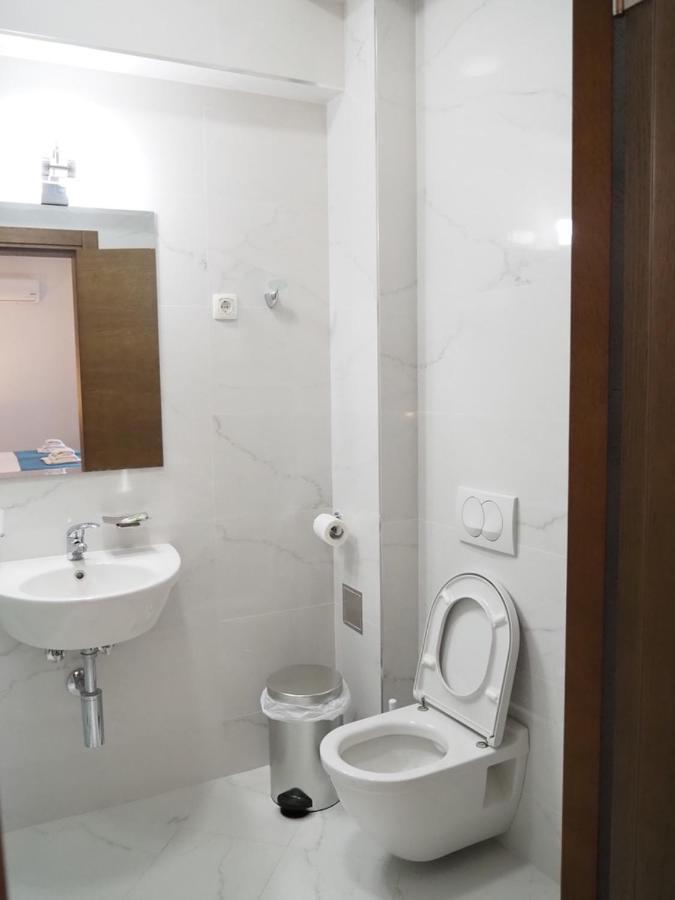 Urban Apartments Sutomore Esterno foto